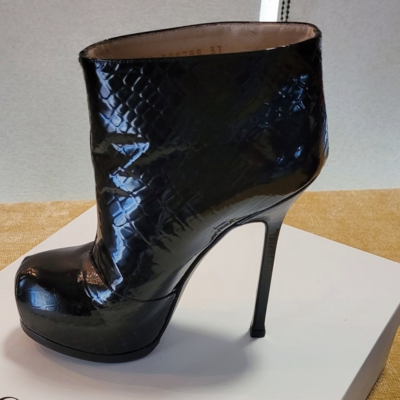 Yves Saint Lautent (YSL) Tribute Boot, Vernice Soft Croco Chess bootie, 37 size - Picture 10 of 16